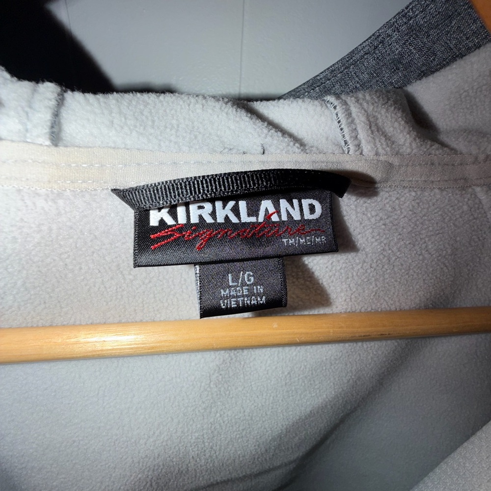 Kirkland Signature Light Gray Fleece Jacket - Picture 2 of 7